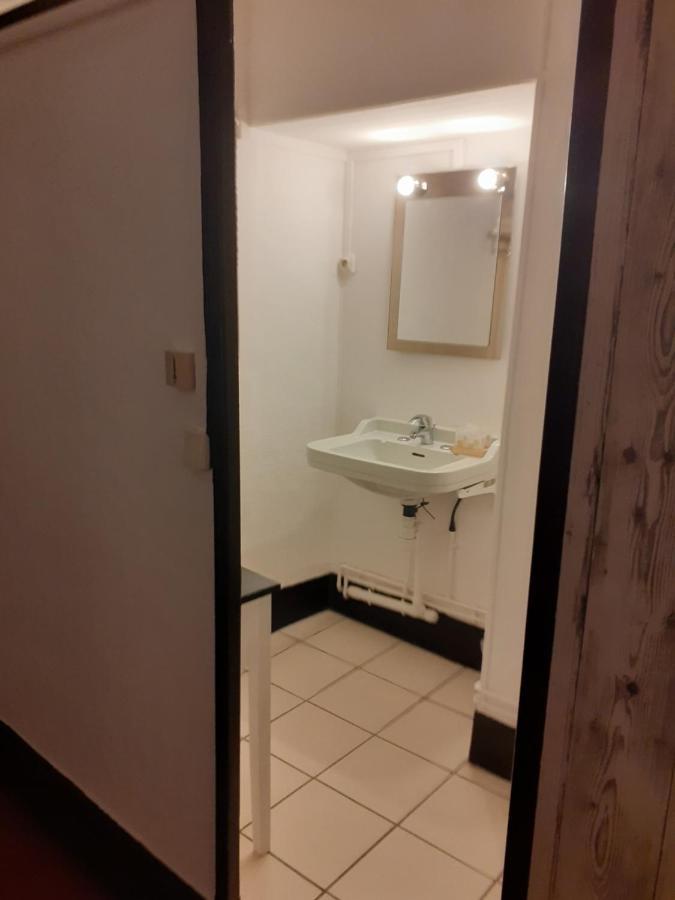 Le Grand Cerf Hotel Nonancourt Buitenkant foto